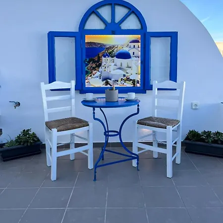 Apartment Sertis Santorini